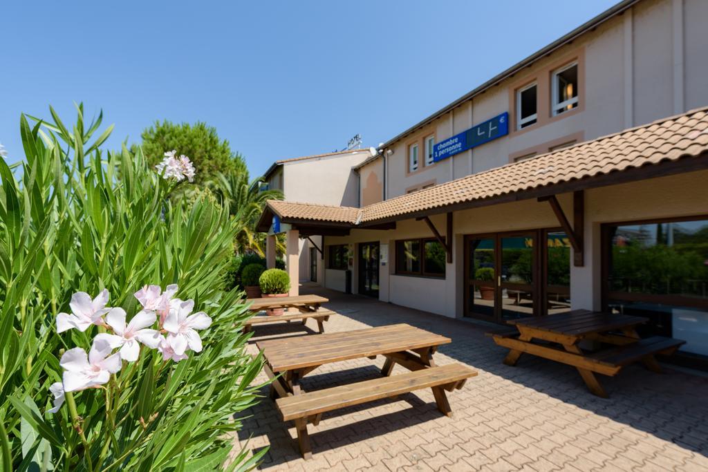 Ibis Budget Bollène Εξωτερικό φωτογραφία